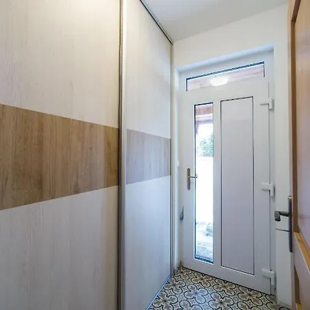 Domceky Sabinka A Melinka Feriehus Valča