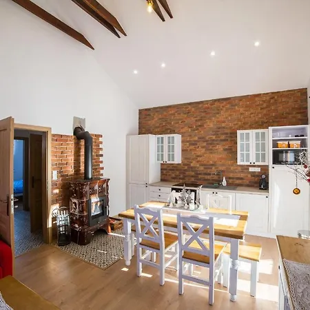 Domceky Sabinka A Melinka *