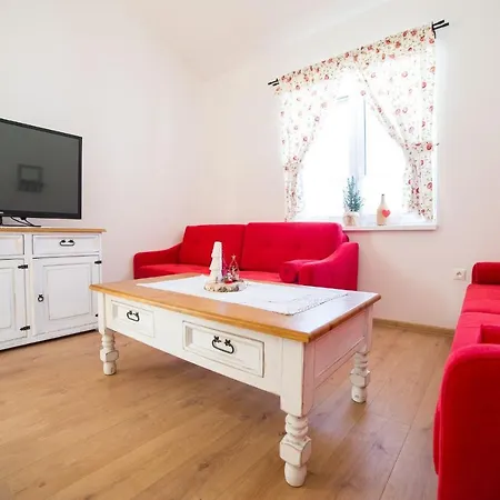 Domceky Sabinka A Melinka * Valca