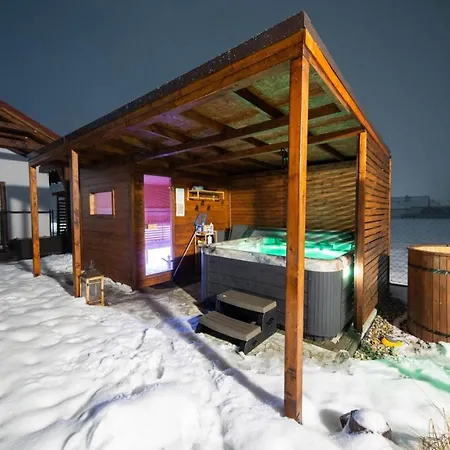 Domceky Sabinka A Melinka * Valča