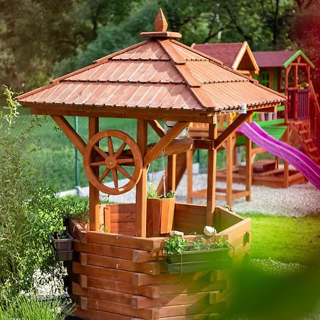 Domceky Sabinka A Melinka *