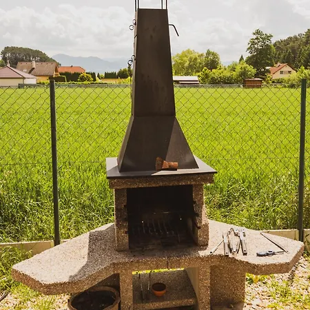 Domceky Sabinka A Melinka Feriehus *